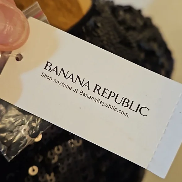 Sequins anyone?   Darling NWT Banana Republic size 4 dress - Picture 11 of 13